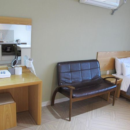Lium Spa Hostel Йосу Экстерьер фото