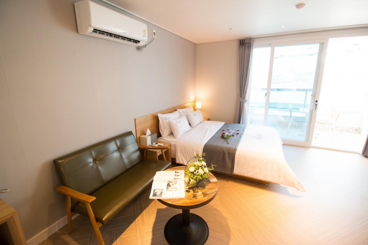 Lium Spa Hostel Йосу Экстерьер фото